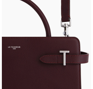 Sac à main moyen modèle Le Tanneur Emilie TEMI1614  couleur violet vue de coté.