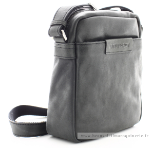Sac porté travers homme Arthur & Aston Diego 1438-25 couleur noir vue de profil