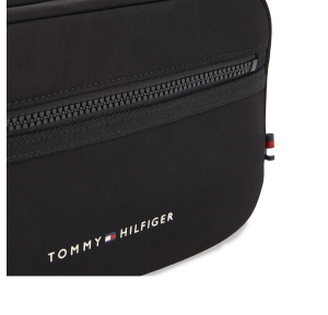 Sacoche Reporter Tommy Hilfiger Skyline AM0AM11548 BDS Noir, vue de près