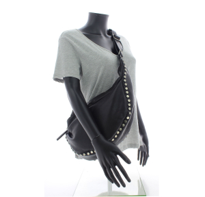 Sac bandoulière en cuir BIBA Bowie BOI3L couleur NEGRO (Noir), porté mannequin