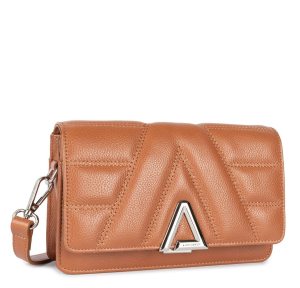 Sac trotteur Lancaster a rabat en cuir grainé L' Alpha 531-033-CAMEL couleur camel, vue de profil