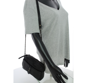 Sac porté bandoulière Pieces rabat 17153263BLA couleur noir, porté