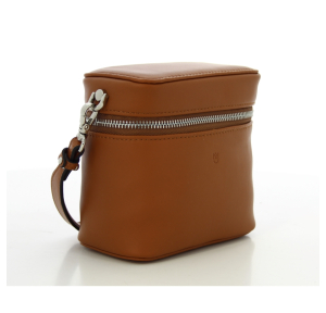 Sac porté épaule Mia & Joy en croûte de cuir MJ2111 CAM couleur camel, vue de côté