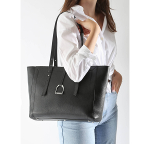 Sac porté épaule Etrier effet grainé Altesse EALT088M 709028 couleur noir porté mannequin