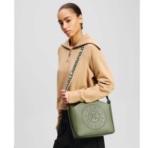 Sac cabas Karl Lagerfeld en cuir K/Circle A1W30058 1LB couleur Vert d'huile porté mannequin
