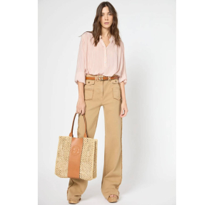 Sac à main Gerard Darel tressé Andie S88E454900 couleur Ficelle porté mannequin