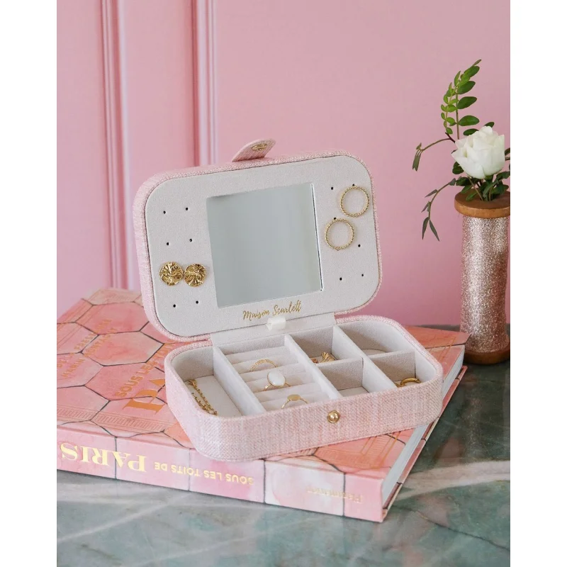 Boîte à bijoux Maison Scarlett de voyage Brigitte BRIGI2-LNRG, couleur rose, ouvert Boîte à bijoux Maison Scarlett de voyage Brigitte BRIGI2-LNRG, couleur rose, ouvert