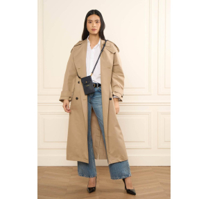 Pochette smartphone Lancaster à rabat avec pression Donna Grace 131-061-BL/FO, bleu foncé, porté mannequin