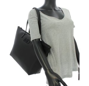 Sac cabas Mac Douglas à effet grainé Scott EASTSCG01M couleur noir, porté mannequin