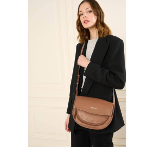 Sac besace Lancaster Soft Selma 576-002-CAMEL porté travers