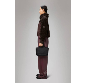 Trousse de toilette Rains Texel 16310 01, couleur Noir, porté  mannequin