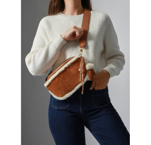 Sac banane Etrier effet velours Alpin EALP022M 709111, couleur Camel, porté