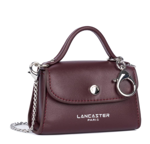 Porte-monnaie Lancaster à rabat avec pression Paris PM 131-010 BOR couleur Bordeaux, vue de profil