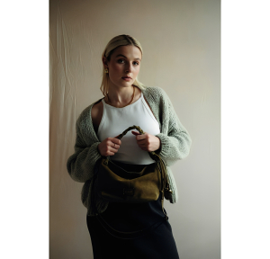 Sac hobo Mia & Joy Emily cuir avec anse tressée MJ2562 Kaki porté