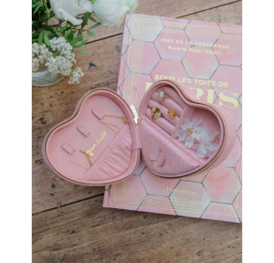 Boîte à bijoux Maison Scarlett sous forme de cœur Céleste CELES2-VROS, couleur Rose, vue de face ouvert