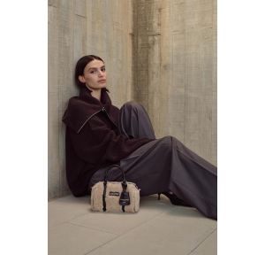 Sac polochon Lancaster effet velouté Moumoute 518-053 BE/NR couleur beige noir, porté