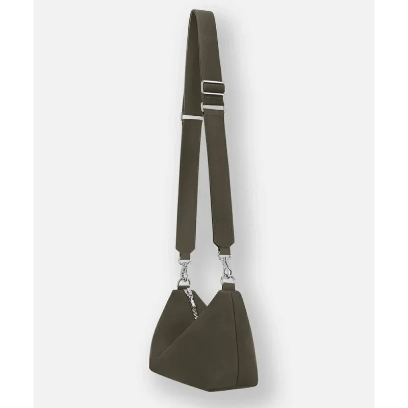 Sac porté travers Les Ateliers Fourès M en cuir pleine fleur I326KAK couleur Kaki, vue de profil gauche Sac porté travers Les Ateliers Fourès M en cuir pleine fleur I326KAK couleur Kaki, vue de profil gauche