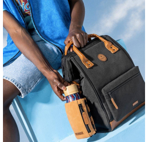 Pochette gourde Cabaia S POC S BO MONT couleur Montreuil, porté mannequin