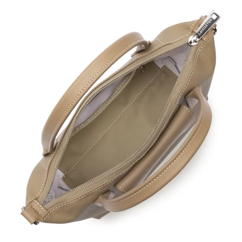 Sac à main Lancaster cabas Storm KBA 516-71 BE/FO couleur Beige foncé, ouvert Sac à main Lancaster cabas Storm KBA 516-71 BE/FO couleur Beige foncé, ouvert