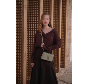 Petit sac boîte zippé Lancaster Milano Trésor 547-115 Mastic porté