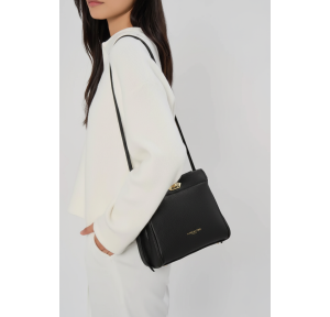 Petit sac trotteur Lancaster Lady Romy à fermoir 572-108-NOIR porté