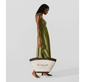 Sac cabas Karl Lagerfeld en coton B1W46069 106, couleur Naturel, porté