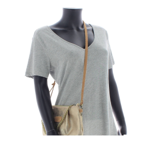 Sac bandoulière Mila Louise garni de cuir 16078PG2 18 couleur Camel, porté