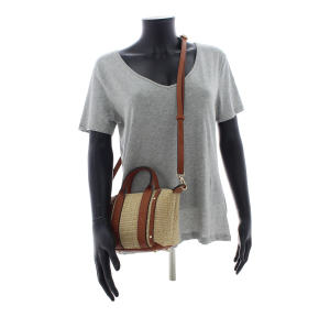 Mini sac xs synthétique façon raphia AD-103-RAP AD-103-RAP-MAR Marron Mac Alyster Vue mannequin