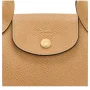 Sac cabas XS Épure 10319 HYZ M81 Dulce Longchamp Vue détails logo et bouton pression Sac cabas XS Épure 10319 HYZ M81 Dulce Longchamp Vue détails logo et bouton pression