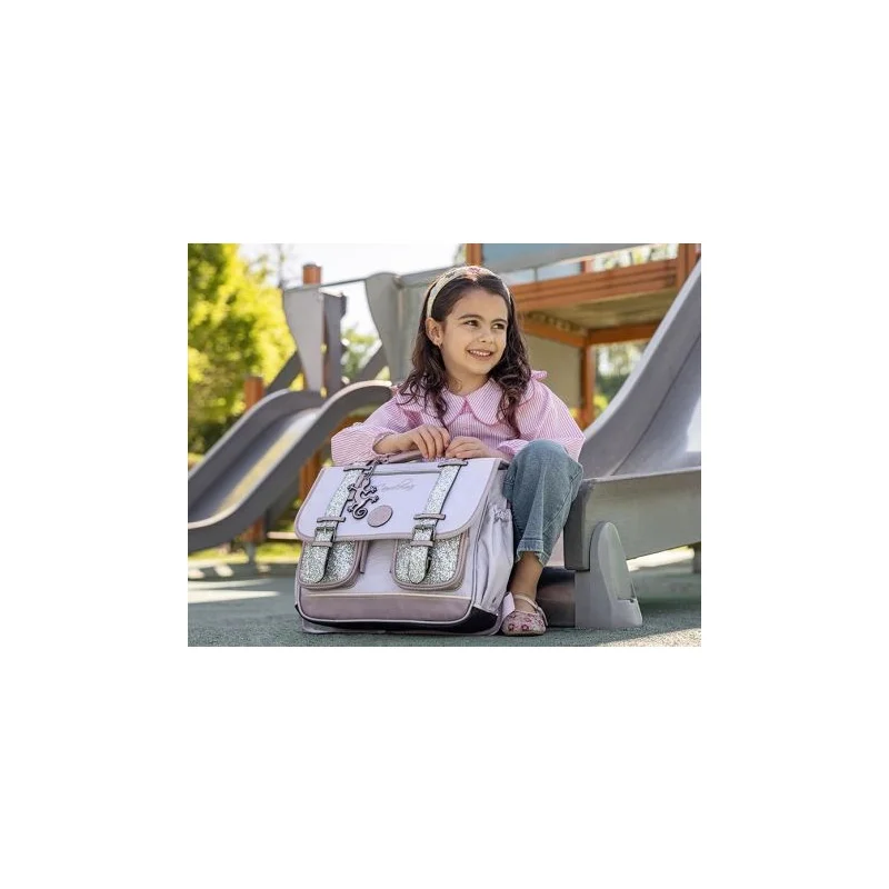 Cartable enfant 2 compartiments Vintage Fantasy Glossy Lila Caméléon Vue mannequin extérieur Cartable enfant 2 compartiments Vintage Fantasy Glossy Lila Caméléon Vue mannequin extérieur