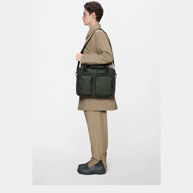 Texel Tech Bag Green Rains Vue mannequin Texel Tech Bag Green Rains Vue mannequin