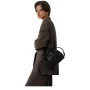 Sac besace Lush Noir Lancaster Vue porté en bandoulière Sac besace Lush Noir Lancaster Vue porté en bandoulière