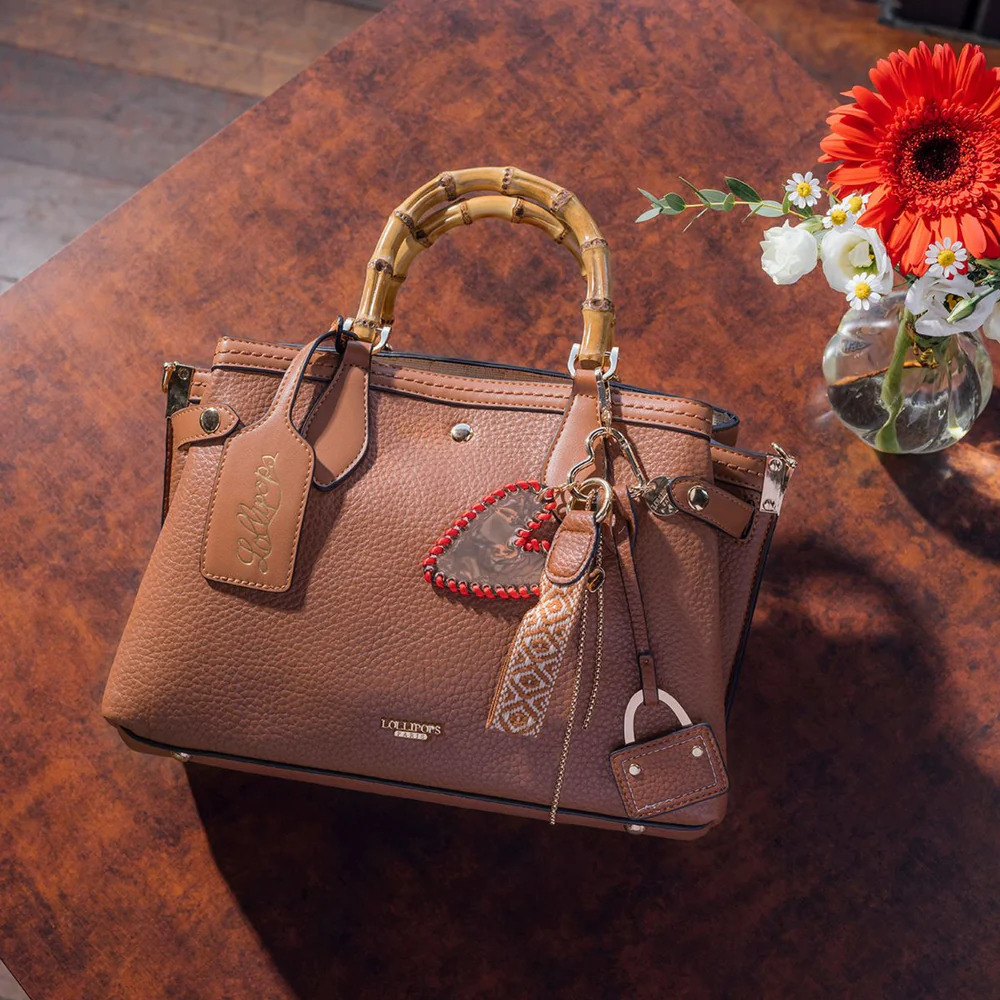 Bag charm : la tendance sac 2026