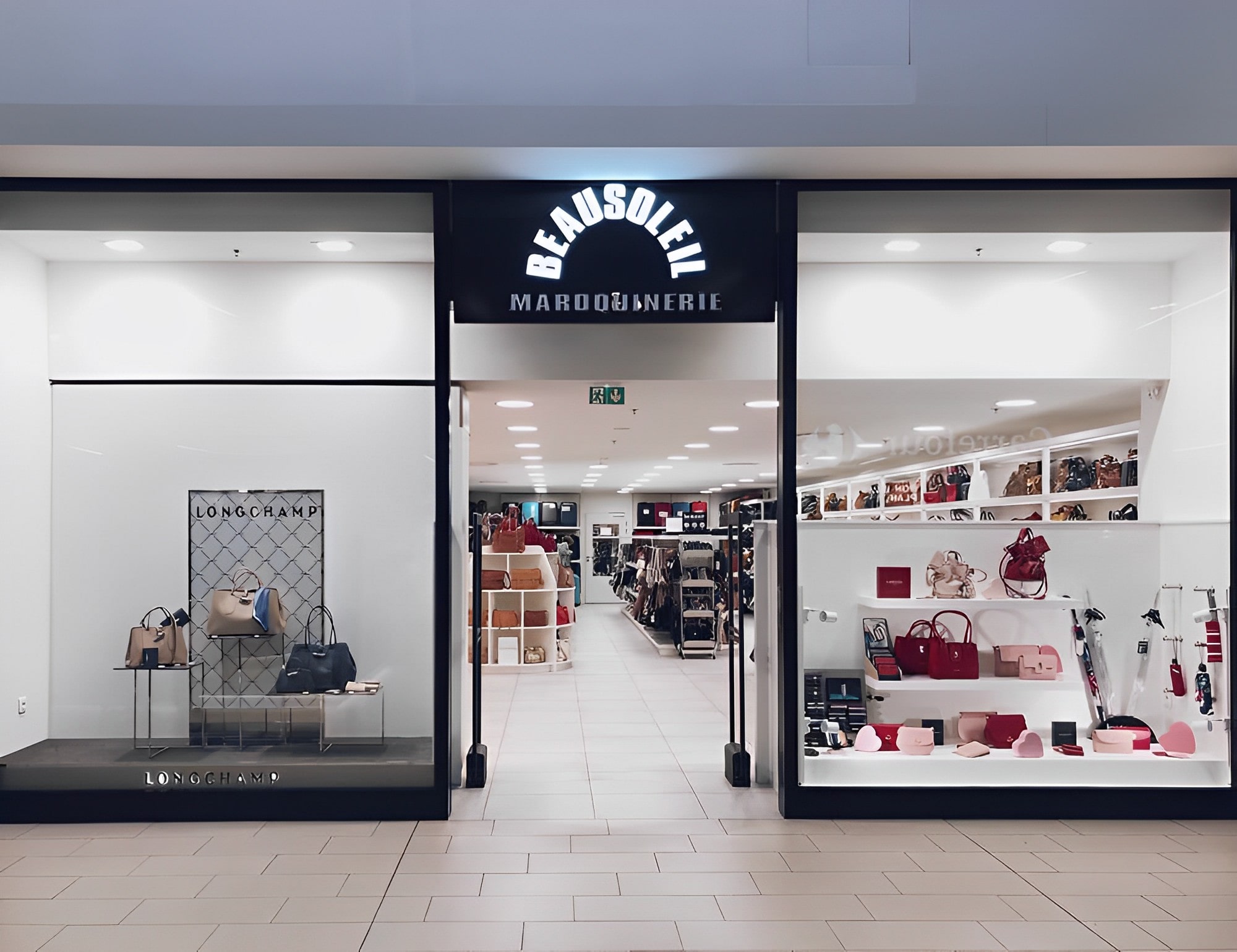 Découvrez la boutique Beausoleil Maroquinerie située au centre commercial BAB2 d'Anglet