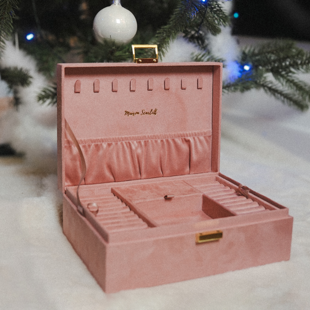 Beausoleil Maroquinerie vous accompagne pour trouver le cadeau parfait à moins de 100€