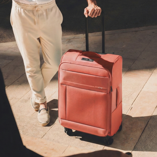 Soldes Jump chez Beausoleil Maroquinerie Valises de la marque Jump en soldes