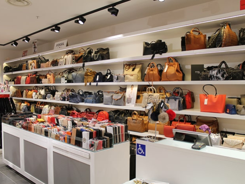 3 raisons d’acheter votre sac dans notre maroquinerie